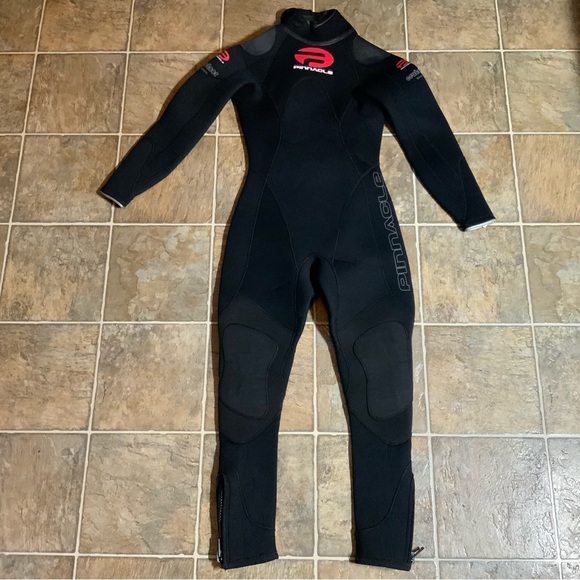*NWOT* Pinnacle 5mm Cruiser Women's Full Wetsuit Small - Picture 2 of 7